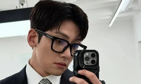 Ji Chang Wook: 'Mỗi năm tôi chỉ có 10 ngày được nghỉ ngơi'