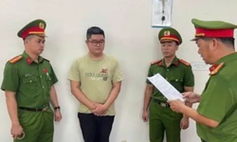 Bắt cựu nhân viên ngân hàng Nguyễn Đặng Duy SN 1999 để điều tra về số nợ 1,98 tỷ đồng