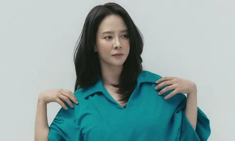 Song Ji Hyo tạm dừng hoạt động kênh YouTube