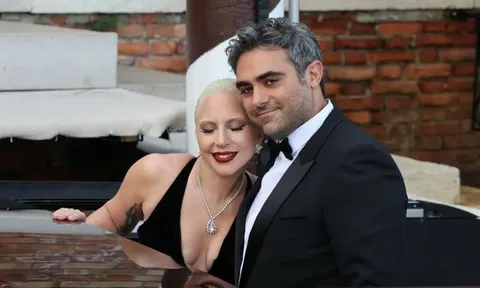 Lady Gaga đã đón con gái đầu lòng bằng phương pháp mang thai hộ?
