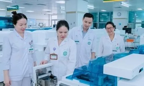 Bệnh viện Bạch Mai rút thời gian trả kết quả xét nghiệm xuống còn 45 phút