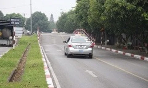 Đề xuất không cho học viên tập lái ô tô trên các tuyến cao tốc chưa hoàn thiện