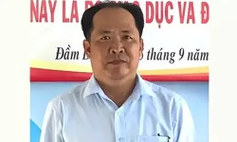 Thầy giáo trả lại 1,6 tỷ đồng cho người chuyển nhầm
