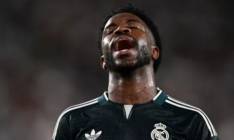 Mourinho hết kiên nhẫn với Vinicius