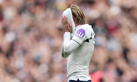 De Zerbi và nghịch lý 304,5 triệu bảng của Tottenham