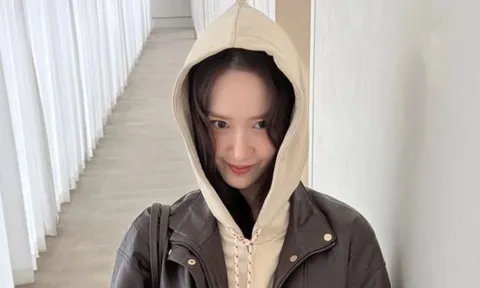 Yoona (SNSD) khoe visual tựa 'nữ thần mùa thu'