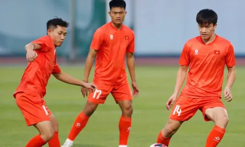 Hoàng Đức trở lại