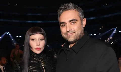 Hành trình làm mẹ của Lady Gaga được tiết lộ