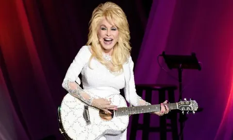 Dolly Parton đã hát bằng cả trái tim trước khi qua đời