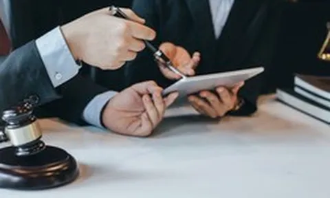 Đi gửi tiết kiệm nhưng lại mua bảo hiểm nhân thọ, khách đóng hơn 150 triệu đồng rồi đòi hủy hợp đồng: "Tại sao tôi không được lãi suất 16%/năm như khi tư vấn?"