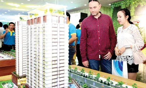 Dự thảo Luật Nhà ở (sửa đổi): Người nước ngoài không được mua biệt thự, nhà liền kề