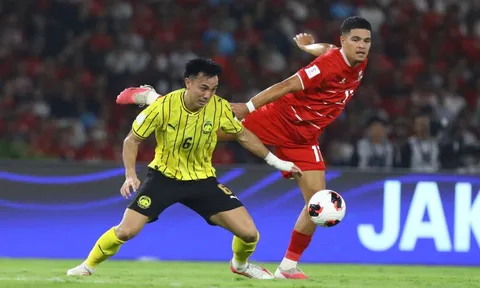 Indonesia chật vật cầm hòa Malaysia