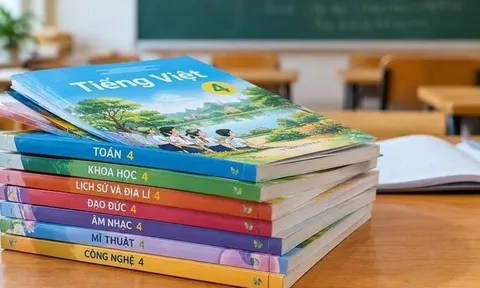 Bộ Giáo dục và Đào tạo sẽ nắm bản quyền, giao địa phương in ấn sách giáo khoa