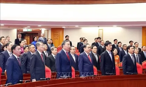 Khai mạc trọng thể Hội nghị lần thứ tư Ban Chấp hành Trung ương Đảng khóa XIV