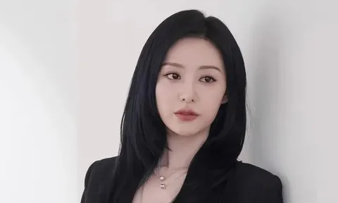 Nỗi bất an của 'nữ hoàng nước mắt' Kim Ji Won