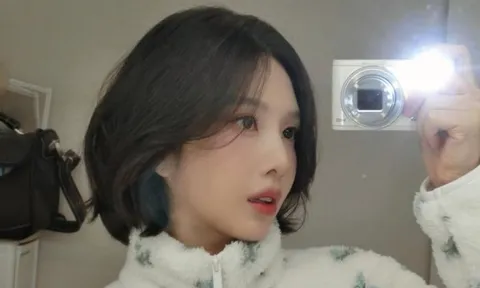 Joy (Red Velvet) gây thương nhớ với nhan sắc ngọt ngào