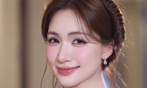 Sao Việt: Hòa Minzy hóa nàng thơ, MC Đan Lê khoe dáng xinh