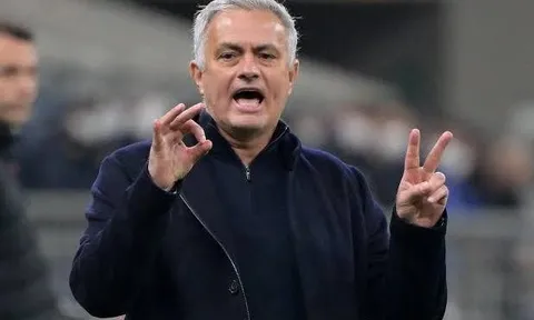 Mourinho lo ngại bất ổn tại Real