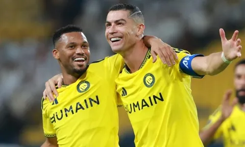 Ronaldo chạm mốc 981 bàn
