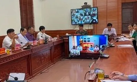 Tiếp nhận kịp thời, xử lý đúng thẩm quyền đơn thư khiếu nại, tố cáo của công dân