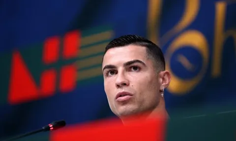 ‘Cristiano Ronaldo chỉ bằng một nửa của Ronaldo Nazario’