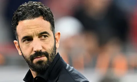 Amorim thắng trận đầu tiên tại Europa League mùa này