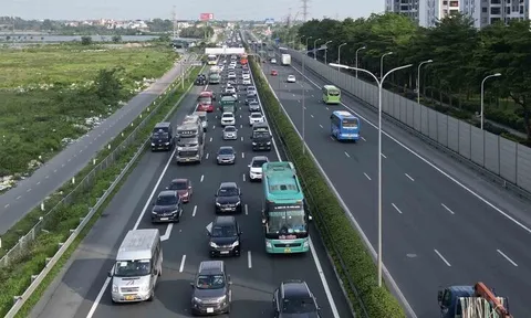 Sẽ thông báo tuyến đường cao tốc xử phạt quy định về tốc độ, khoảng cách