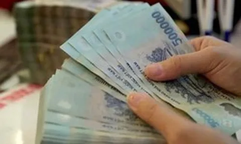 Lạm phát gia tăng, nên làm gì?