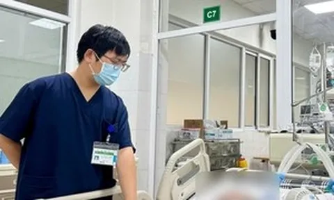 Sốc nhiễm khuẩn, suy đa tạng sau bữa tiết canh