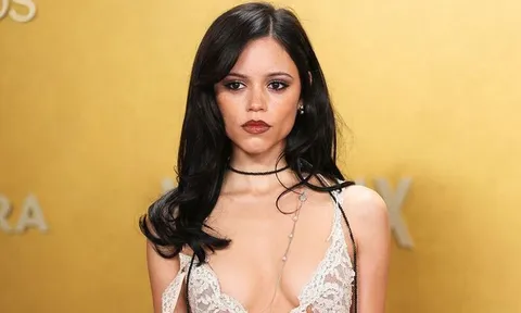 Sao nữ 'Wednesday' tuyên bố tạm dừng đóng phim truyền hình