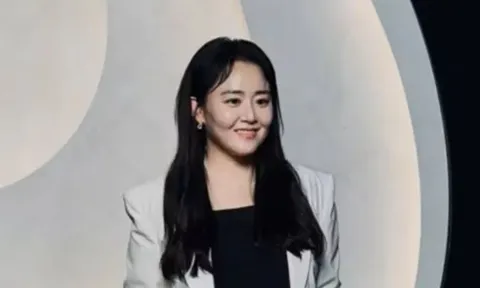 Diện mạo khác lạ của 'em gái quốc dân' Moon Geun Young sau đám cưới
