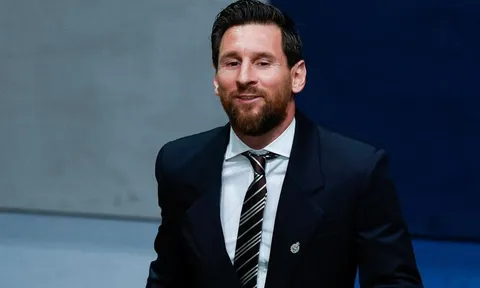 Báo Argentina nổi giận vì Messi mất Quả bóng vàng