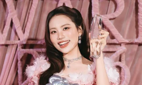 Mối duyên mới của Phương Mỹ Chi với chàng trai hơn 4 tuổi