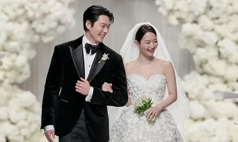 Shin Min Ah tiết lộ cuộc sống hôn nhân ngọt ngào với Kim Woo Bin sau 10 năm yêu nhau