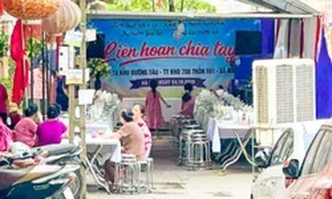 Gần 200 người dự tiệc chia tay xóm nhỏ Hà Nội trước ngày nhường đất mở đường