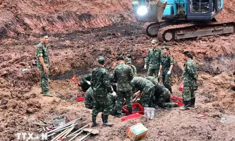 Chiến dịch 500 ngày đêm: Rà soát hồ sơ, tìm thêm thông tin về mộ liệt sỹ tập thể