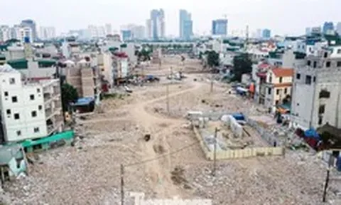 Tây Thăng Long: Nhà đã tháo dỡ, mặt bằng bỏ trống hơn 3 tháng