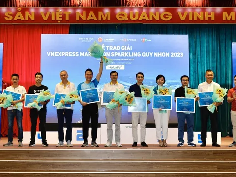 Herbalife Việt Nam Tài Trợ Dinh Dưỡng Cho Giải Chạy VnExpress Marathon Sparkling Quy Nhơn 2023