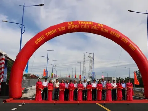 Chính thức thông xe Cầu Cây Khô bắc ngang kênh Cây Khô, nối hai bờ Đông - Tây xã Phước Lộc, huyện Nhà Bè