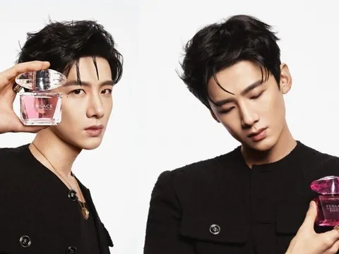 Nên chọn Versace Bright Crystal hay Versace Bright Crystal Absolu?