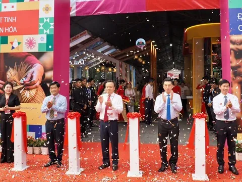 Hơn 200 doanh nghiệp tiêu biểu tham gia trưng bày tại Chương trình “Tinh hoa làng nghề và đặc sản vùng miền năm 2024