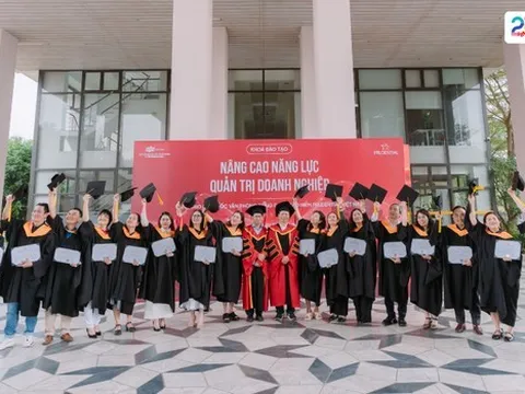 Prudential bế giảng khóa “Nâng cao năng lực quản trị doanh nghiệp”, hoàn thiện hình mẫu nhà lãnh đạo đa  năng