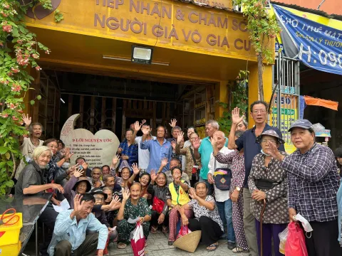 Đại hội thường niên Vầng Trăng Khuyết 2025 - Nơi lan tỏa những tấm lòng nhân ái đến với người già neo đơn