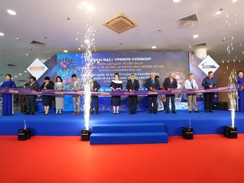 Chính thức khai mạc Triển lãm Autotech & Accessories và Cons & Trans 2025