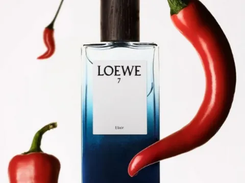 LOEWE Và Nghệ Thuật Kể Chuyện Bằng Hương