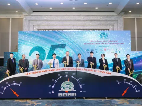 Hiệp hội các nhà sản xuất ô tô Việt Nam tổ chức lễ kỷ niệm 25 năm thành lập