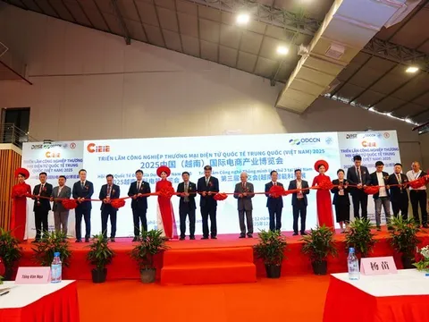 Hơn 300 doanh nghiệp trong nước và quốc tế tham gia trưng bày tại Triển lãm Công nghiệp – Thương mại điện tử Quốc tế Trung Quốc (CIEIE 2025) tại Việt Nam