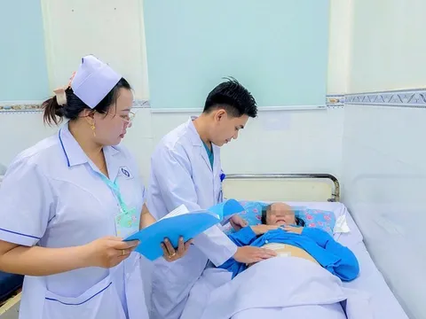 Bệnh viện Nhân Dân Gia Định cơ sở 2 (chi nhánh Sài Gòn) điều trị thành công sỏi túi mật “sỏi chồng sỏi” chỉ 1 lần can thiệp duy nhất