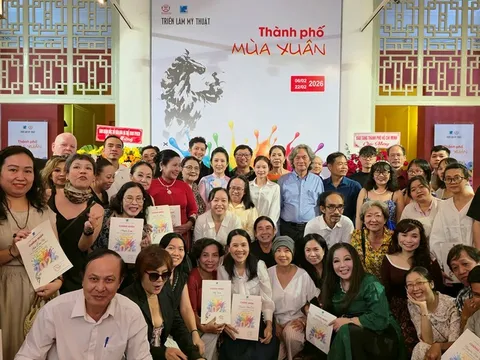 Triển lãm mỹ thuật “Thành phố mùa Xuân” – Sắc Xuân lan tỏa trong không gian nghệ thuật Thành phố