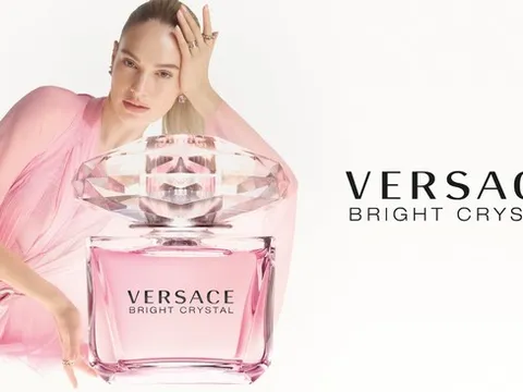 Versace Bright Crystal – Vẻ đẹp của khoảnh khắc được nâng niu